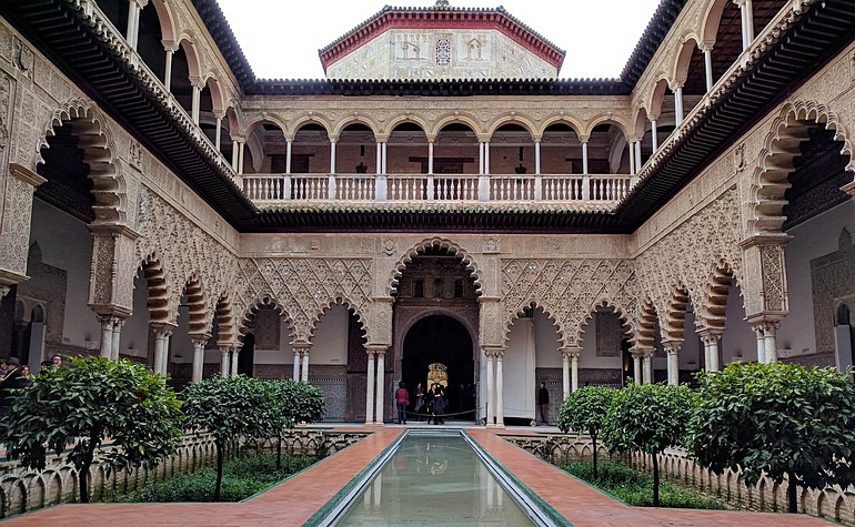 El Real Alcázar (Royal Palace), Seville - IslamicLandmarks.com